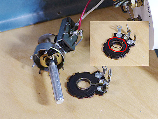 No contact between wiper and resistive element